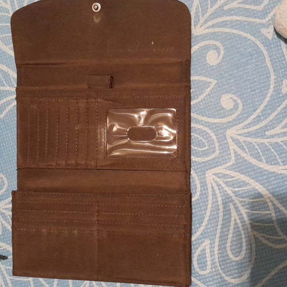 Leather Wallets - Picture 3 of 4